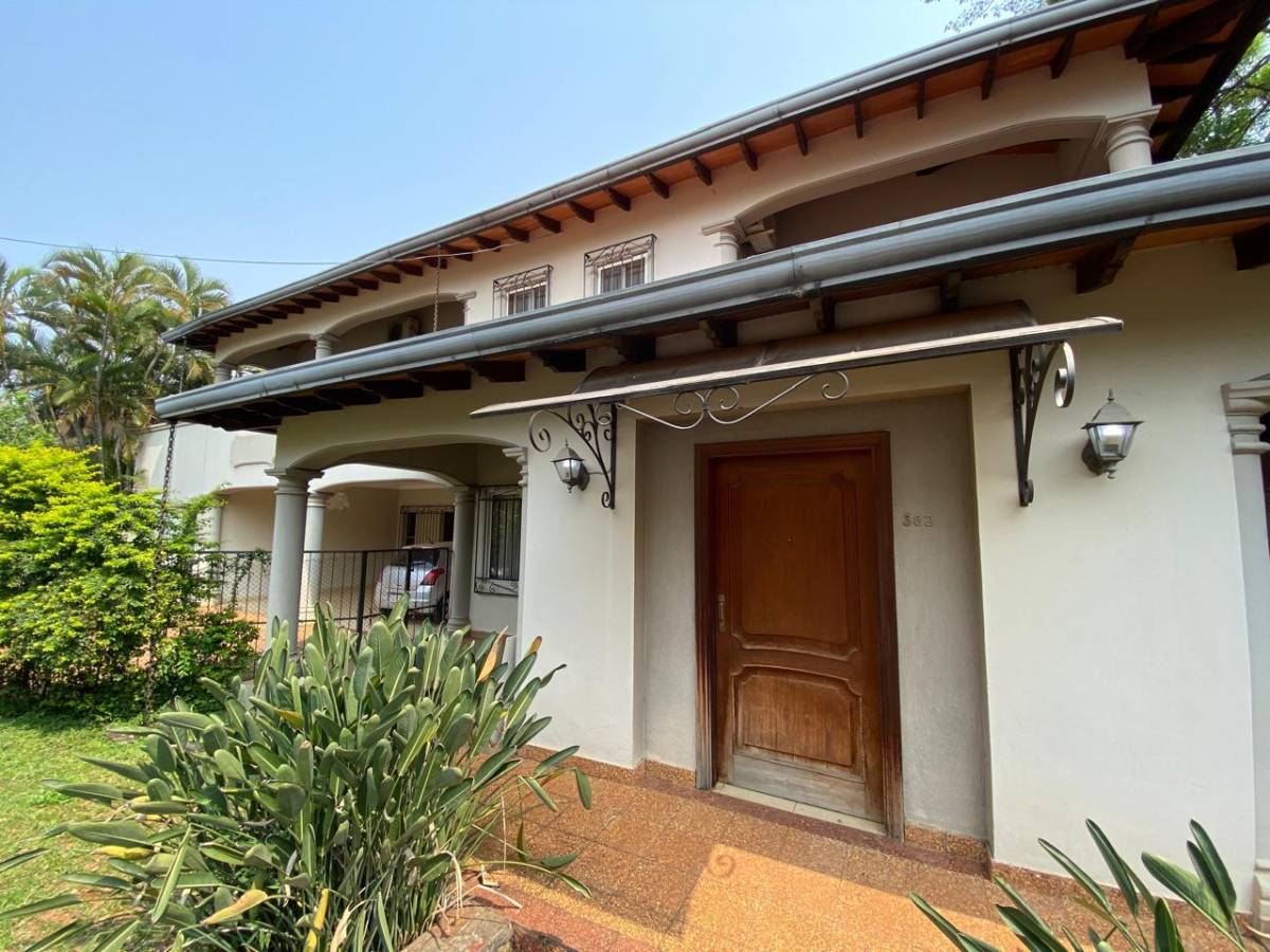 Casa en venta en Mcal Estigarribia