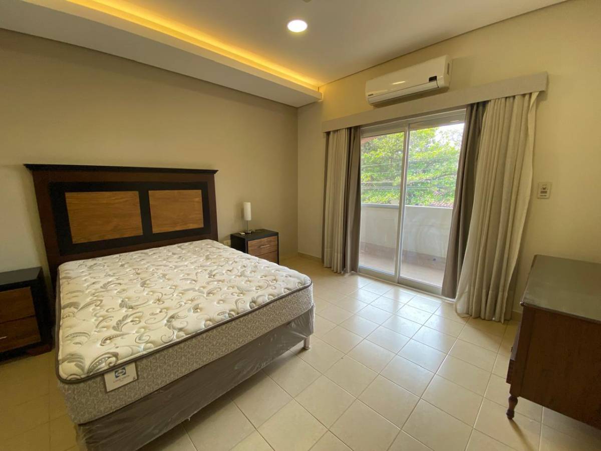 Casa en venta en Mcal Estigarribia