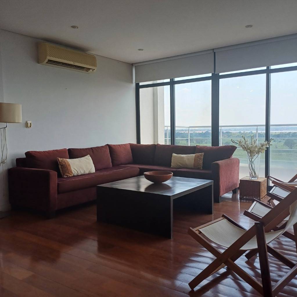 Departamento en venta en Zona Yacht