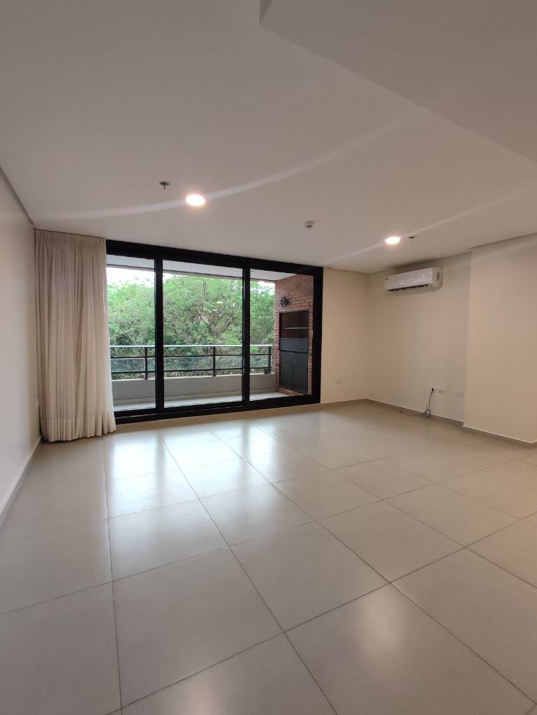 Departamento en venta en Ycua Sati