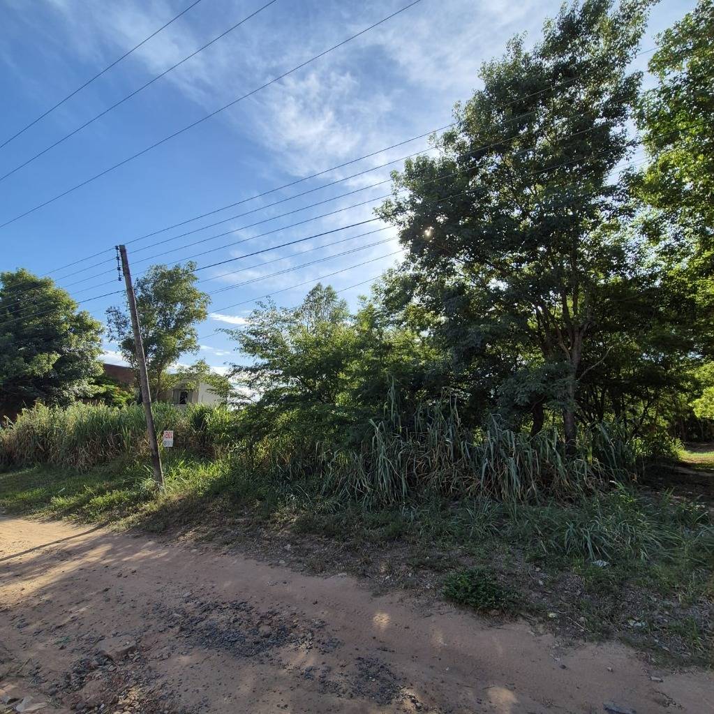 Terreno en venta en Surubi'i