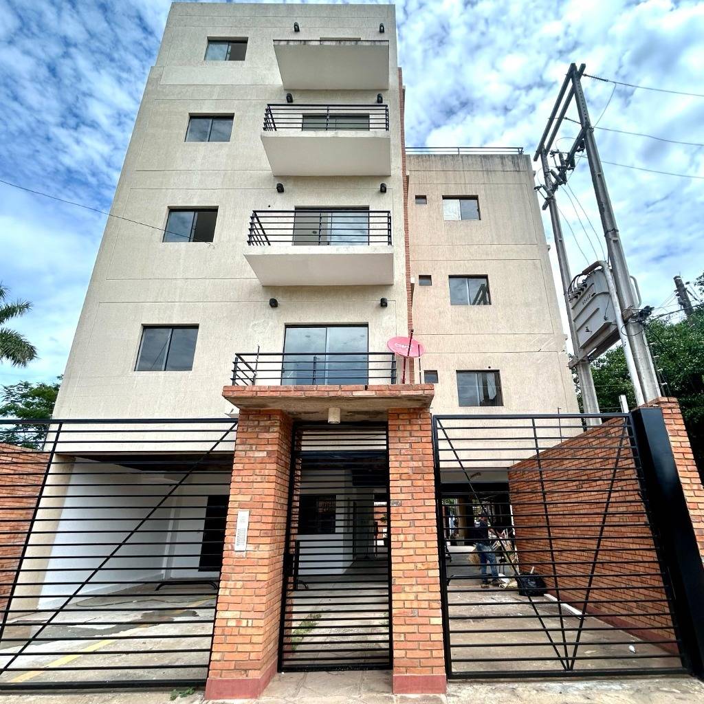 Departamento en venta en Luque