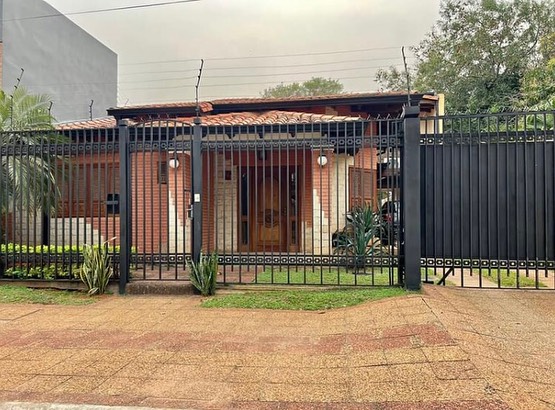 Casa en venta en Santa Maria   Zona Frigorifico Guarani