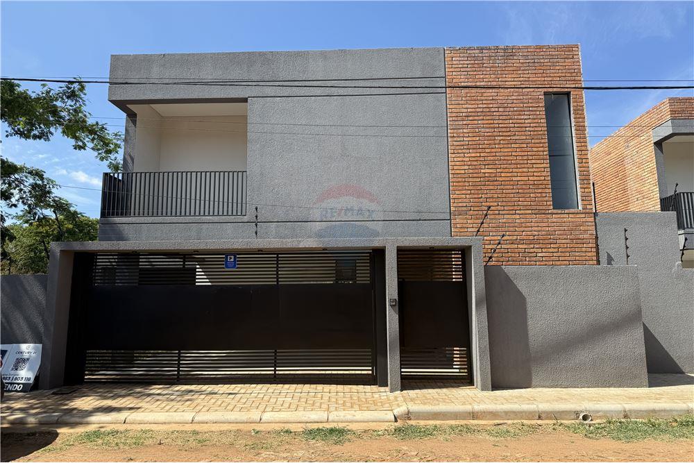Dúplex en venta en Loma Merlo