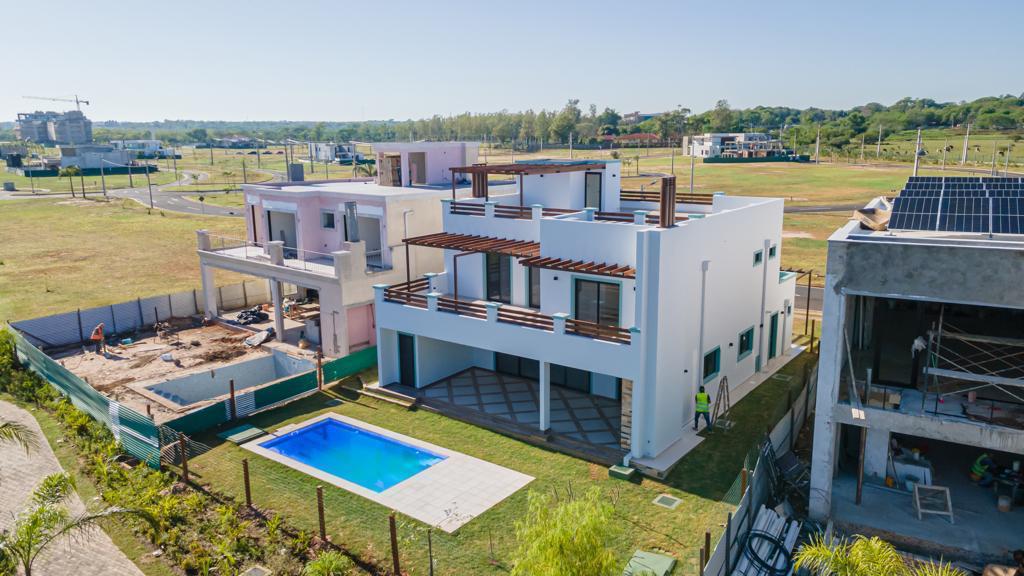 Casa en venta en Zarate Isla