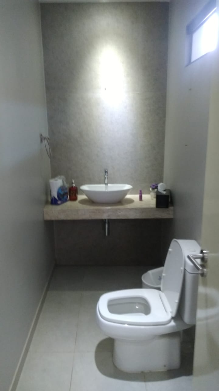 Casa en alquiler en Los Laureles