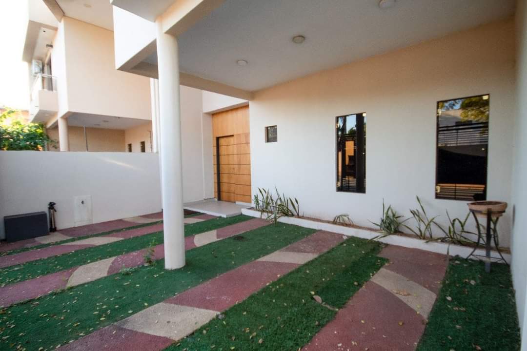 Dúplex en alquiler en Santa Ana