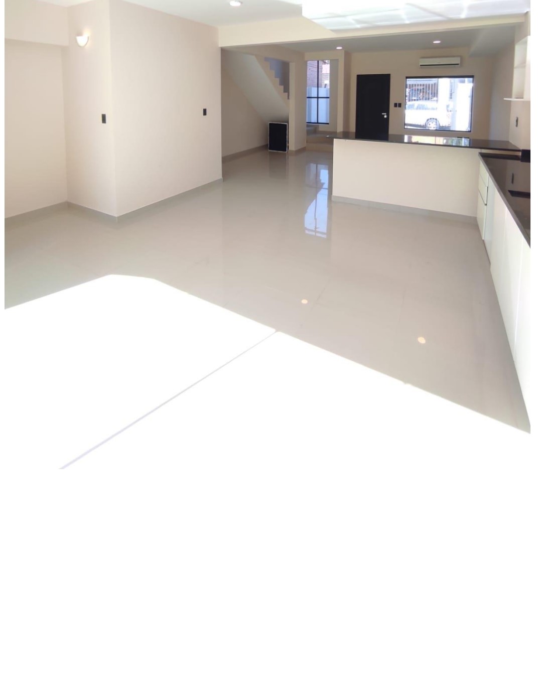 Casa en venta en YACHT