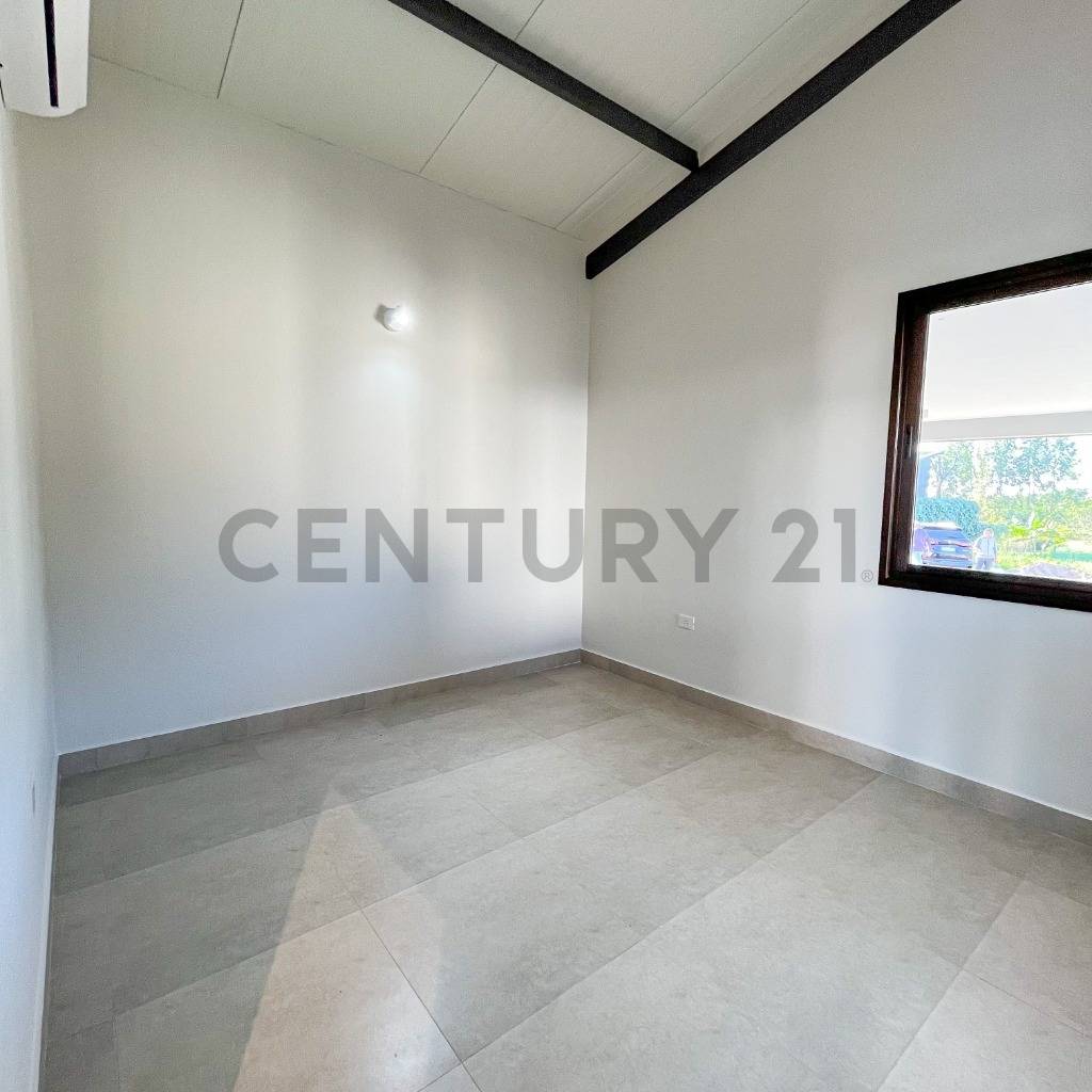 Casa en venta en Surubi´i