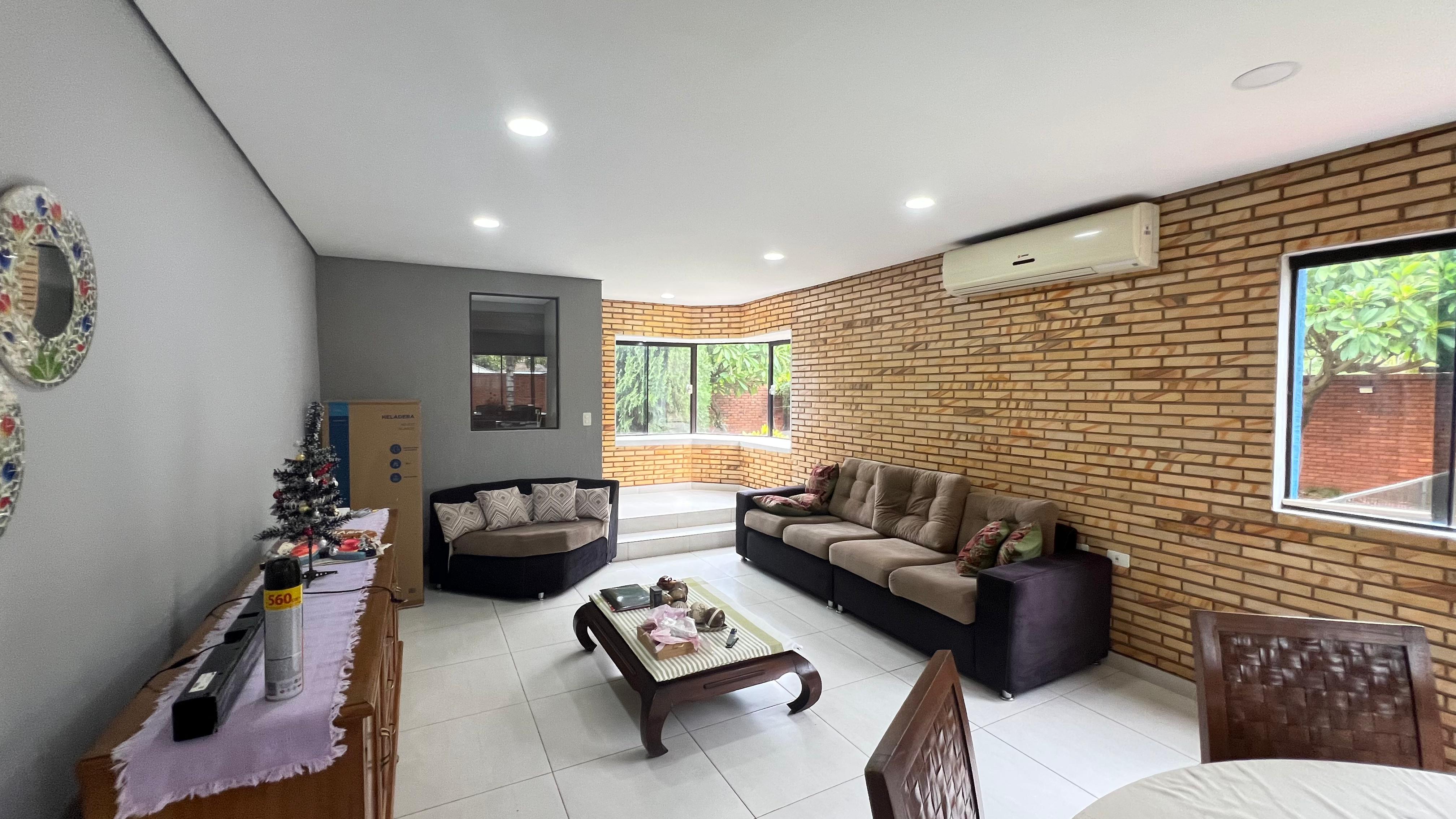 Casa en venta en Loma Merlo