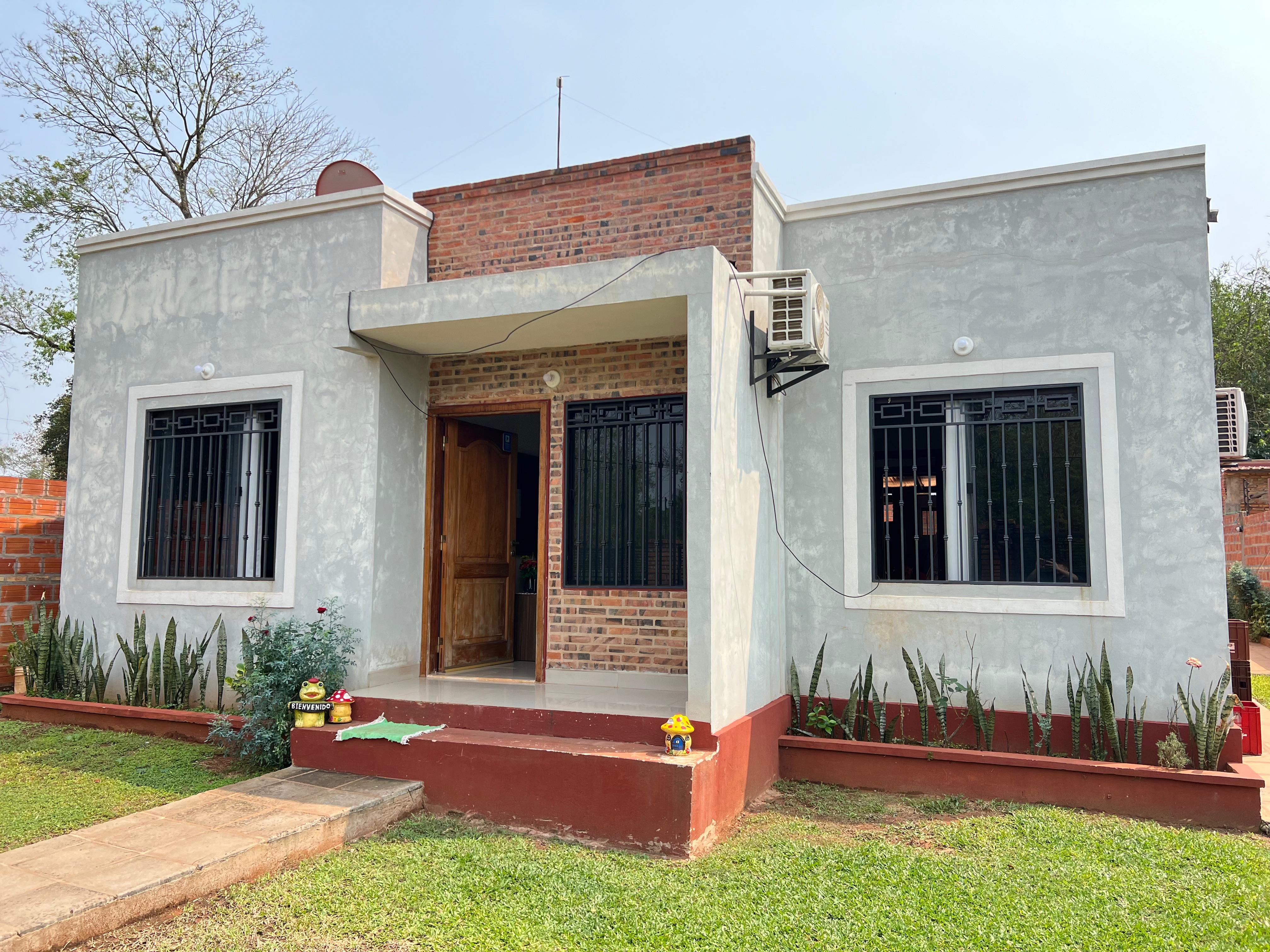 Casa en venta en Itaugua