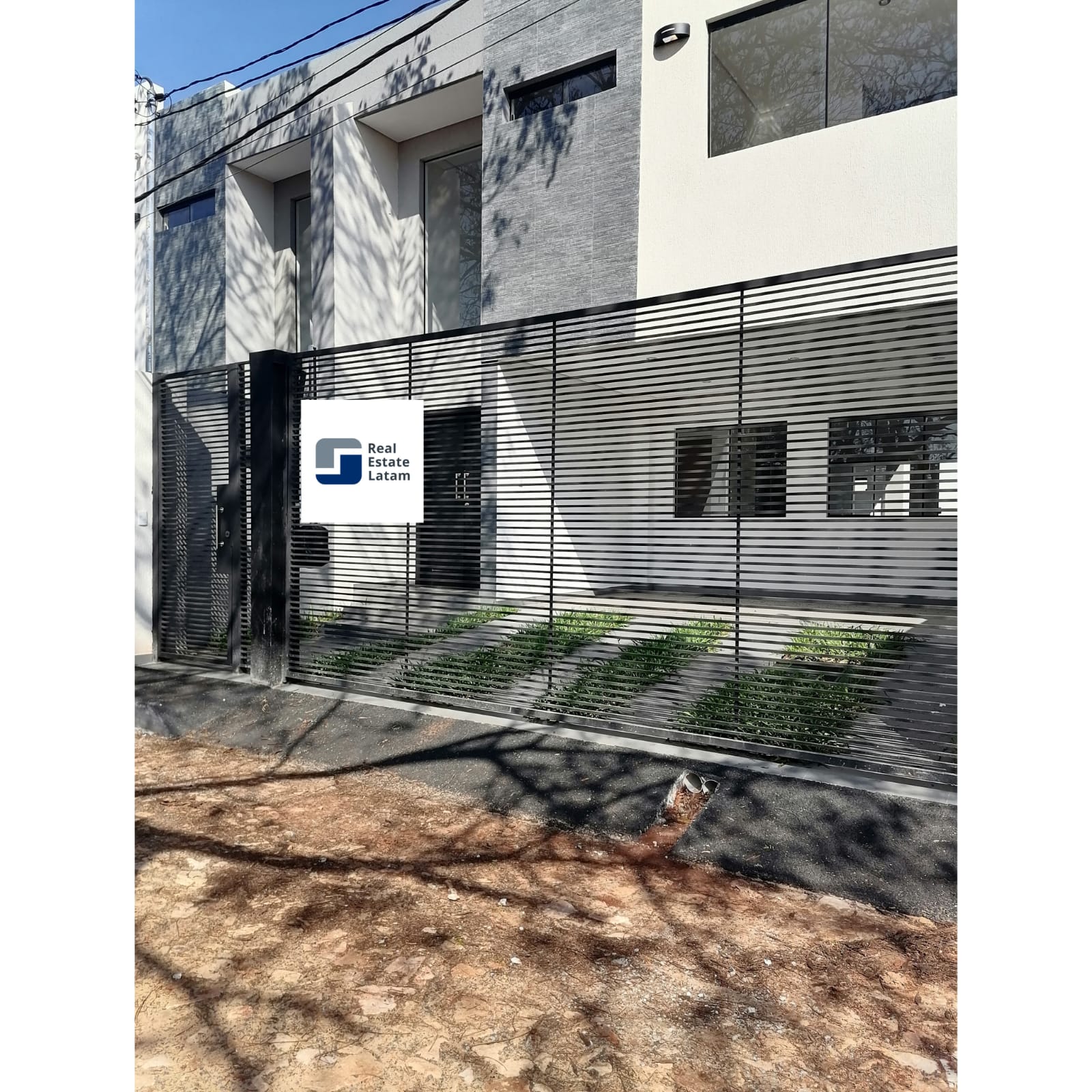 Dúplex en venta en Loma Merlo