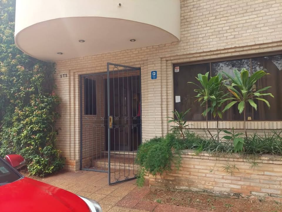 Dúplex en alquiler en Los Laureles