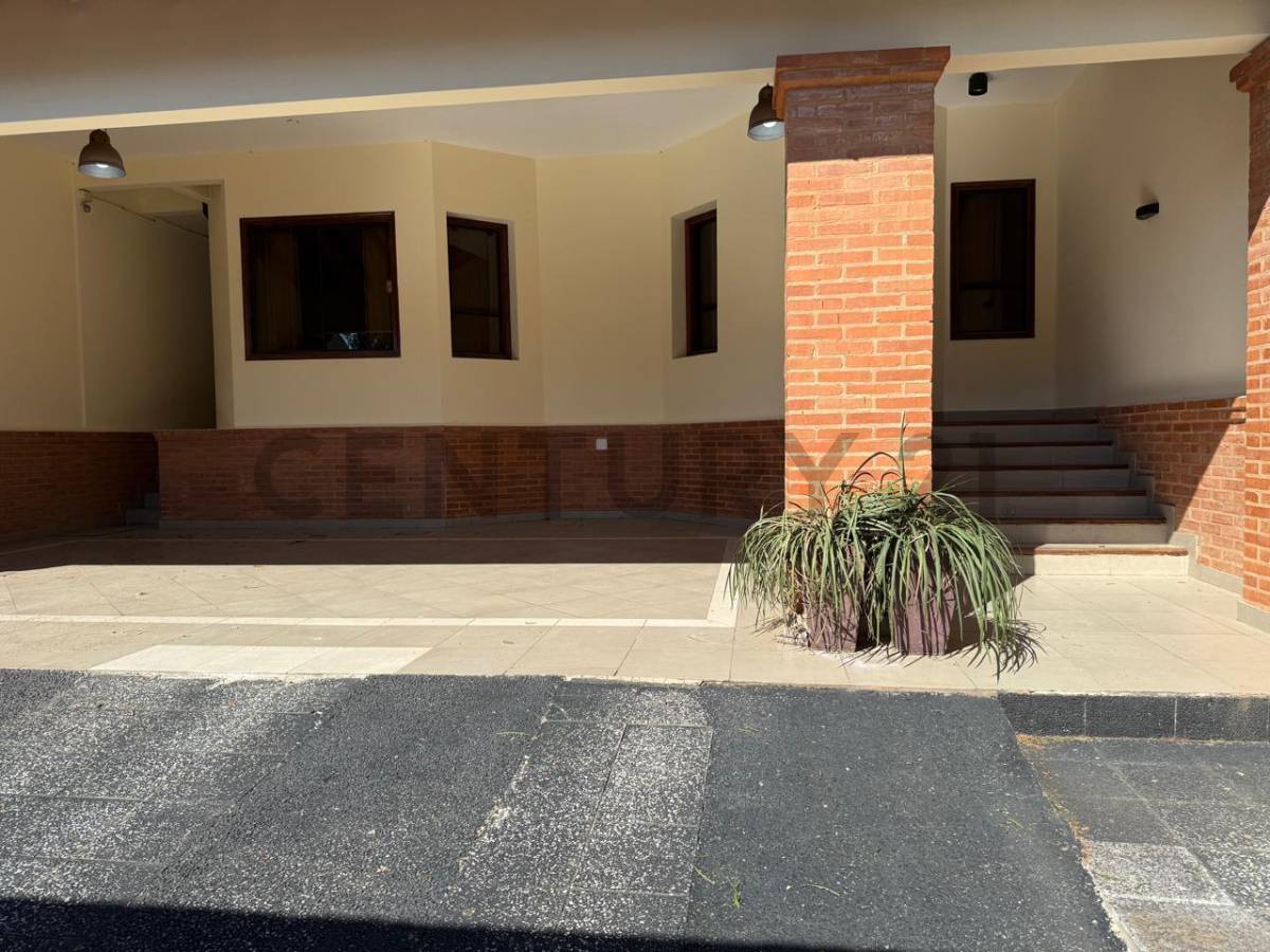 Casa en venta en Jara