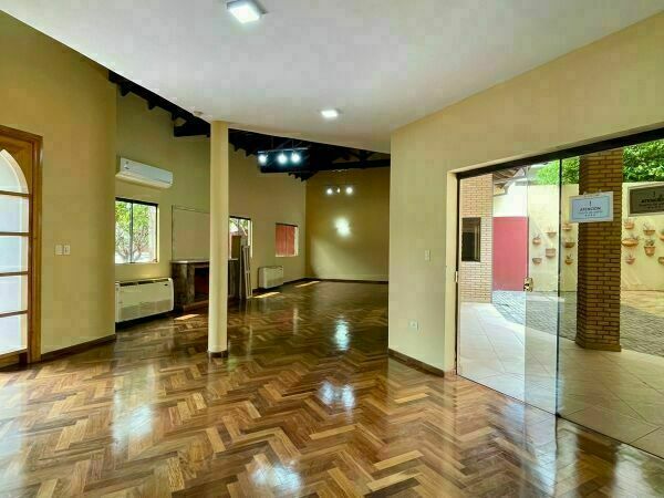 Casa en alquiler en Asunción