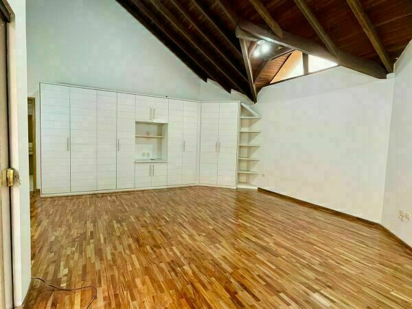 Casa en alquiler en Asunción