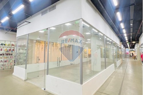 Local comercial en alquiler en Pettirossi
