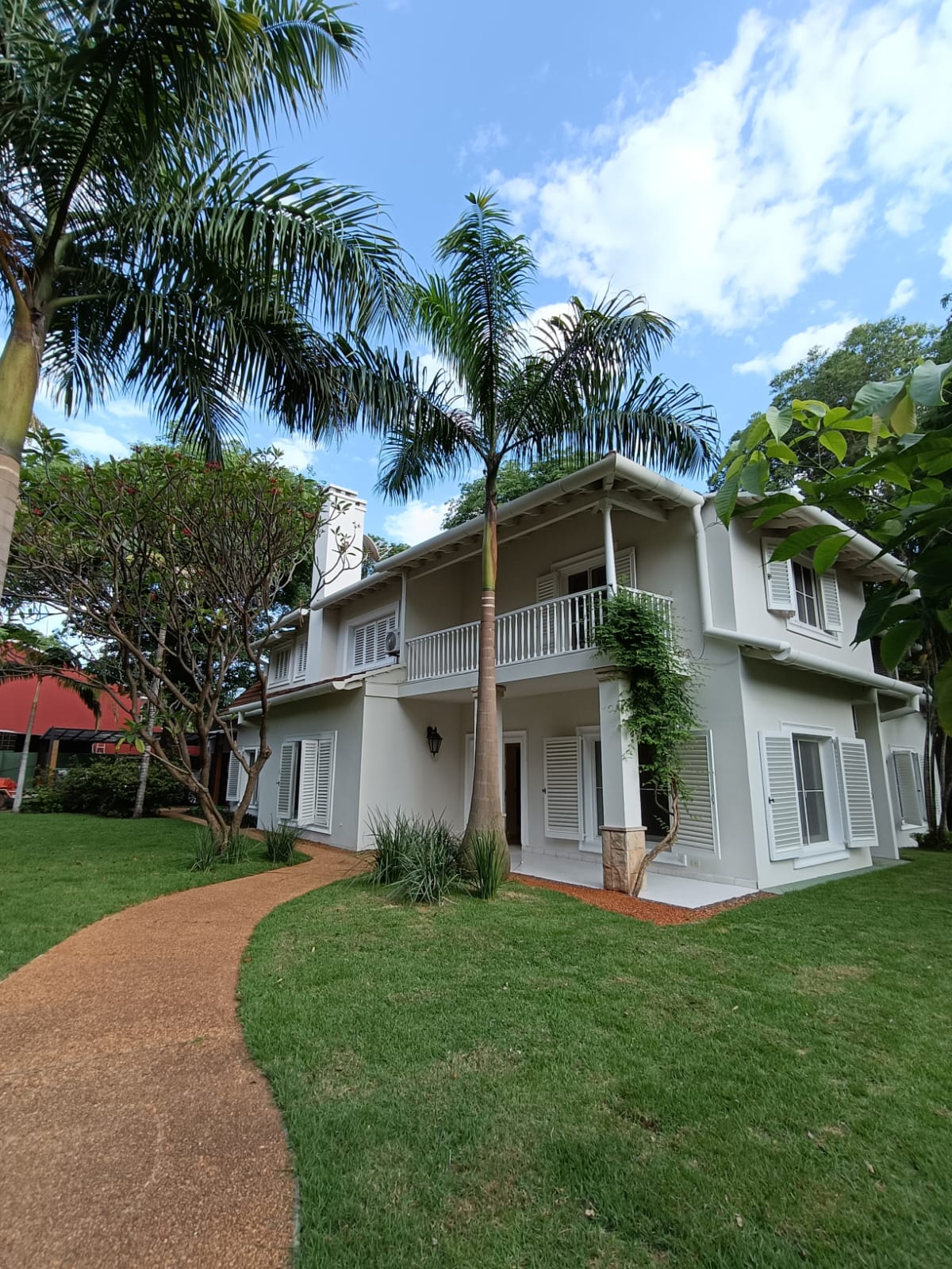 Casa en alquiler en Mcal Lopez