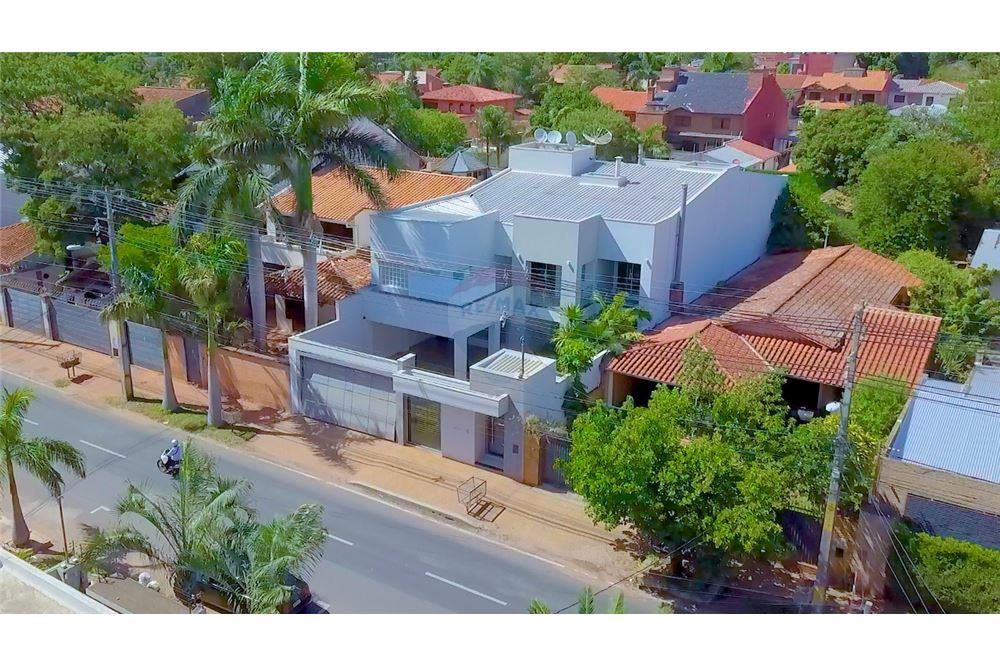 Casa en venta en Los Laureles