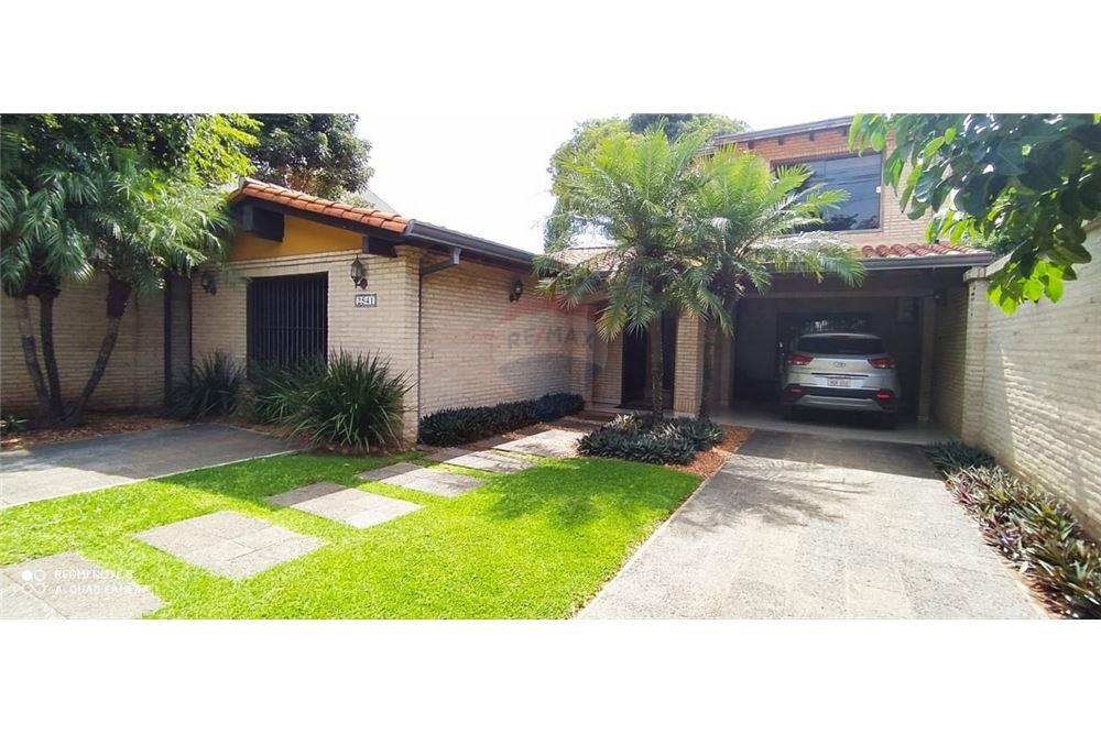 Casa en venta en Ycua Sati
