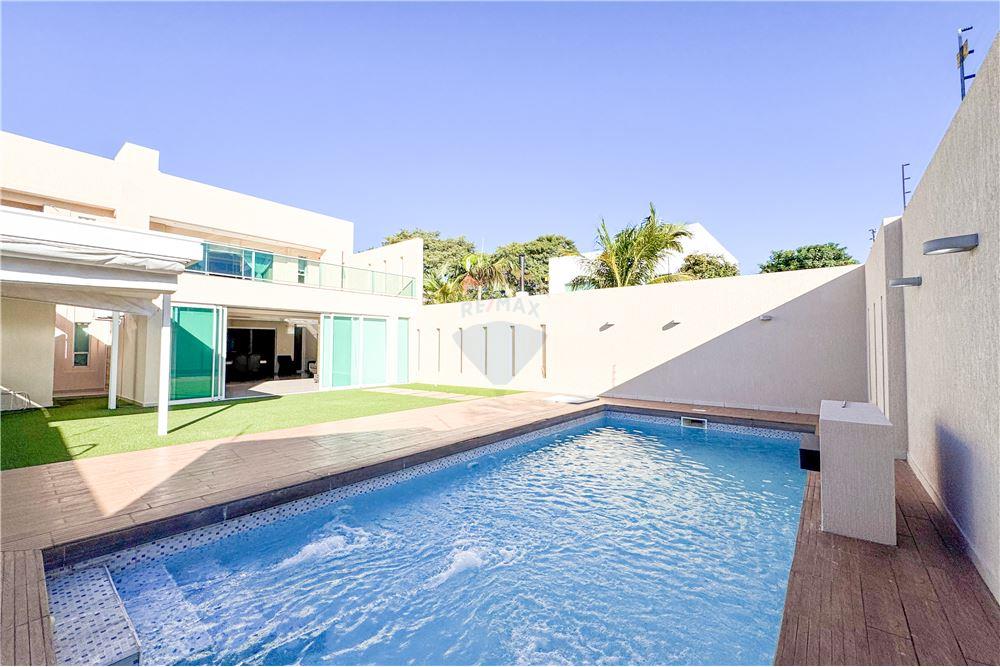 Casa en venta en Lomas Valentinas entre Coronel Cazal y Saavedra