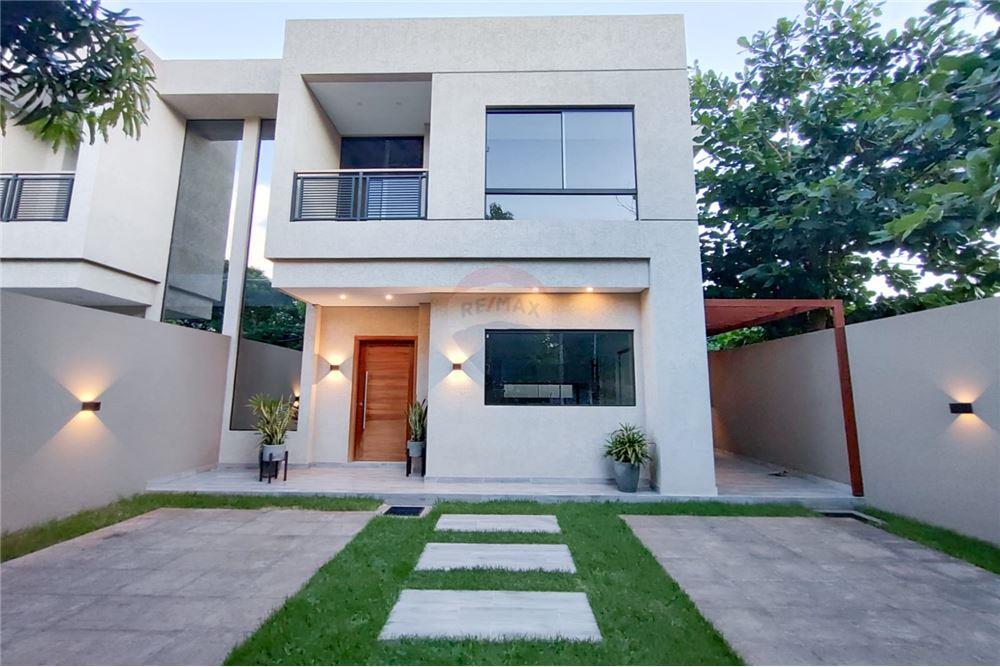 Dúplex en venta en Villa Elisa