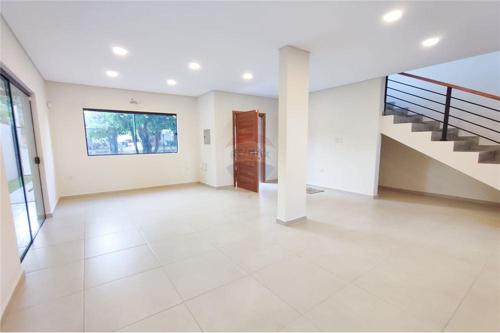 Dúplex en venta en Villa Elisa