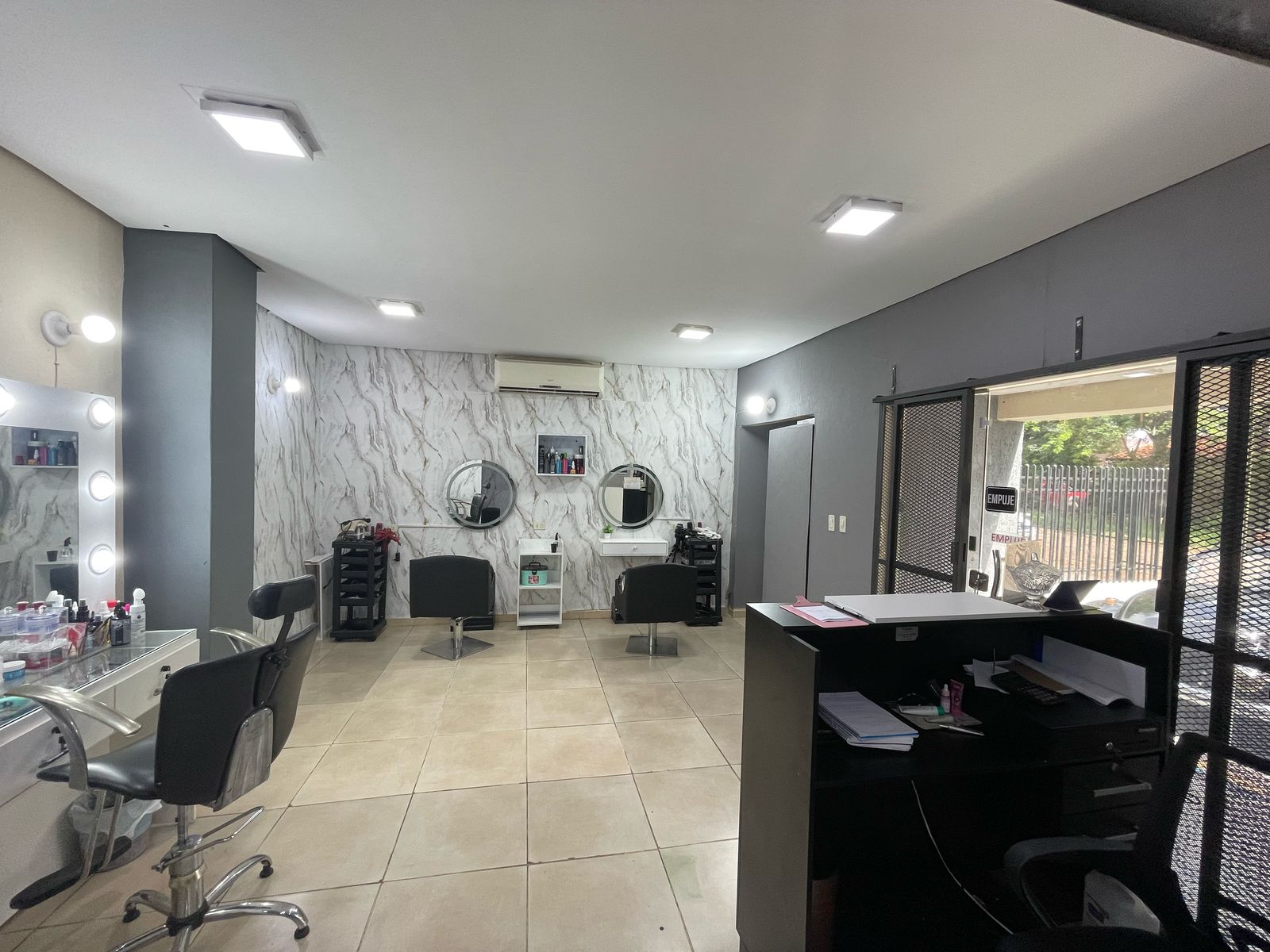 Casa en venta en Monseñor bogarin