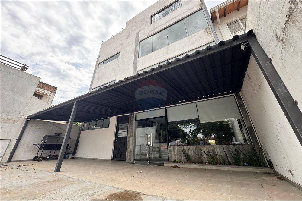 Edificio en venta en Mcal Estigarribia