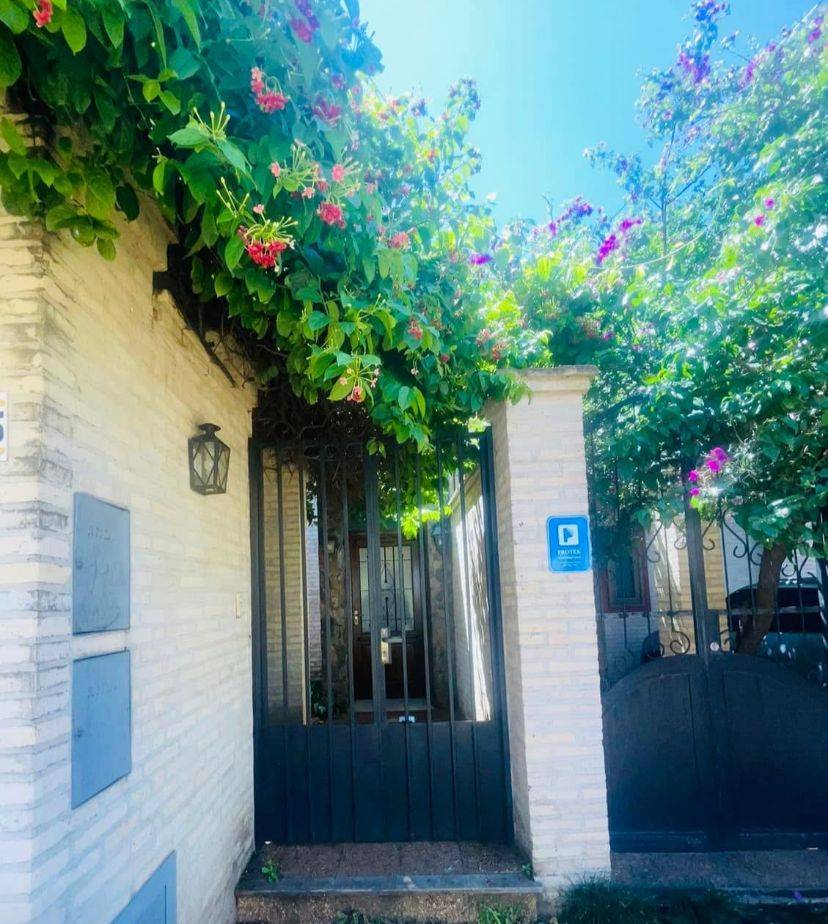 Casa en alquiler en Carmelitas
