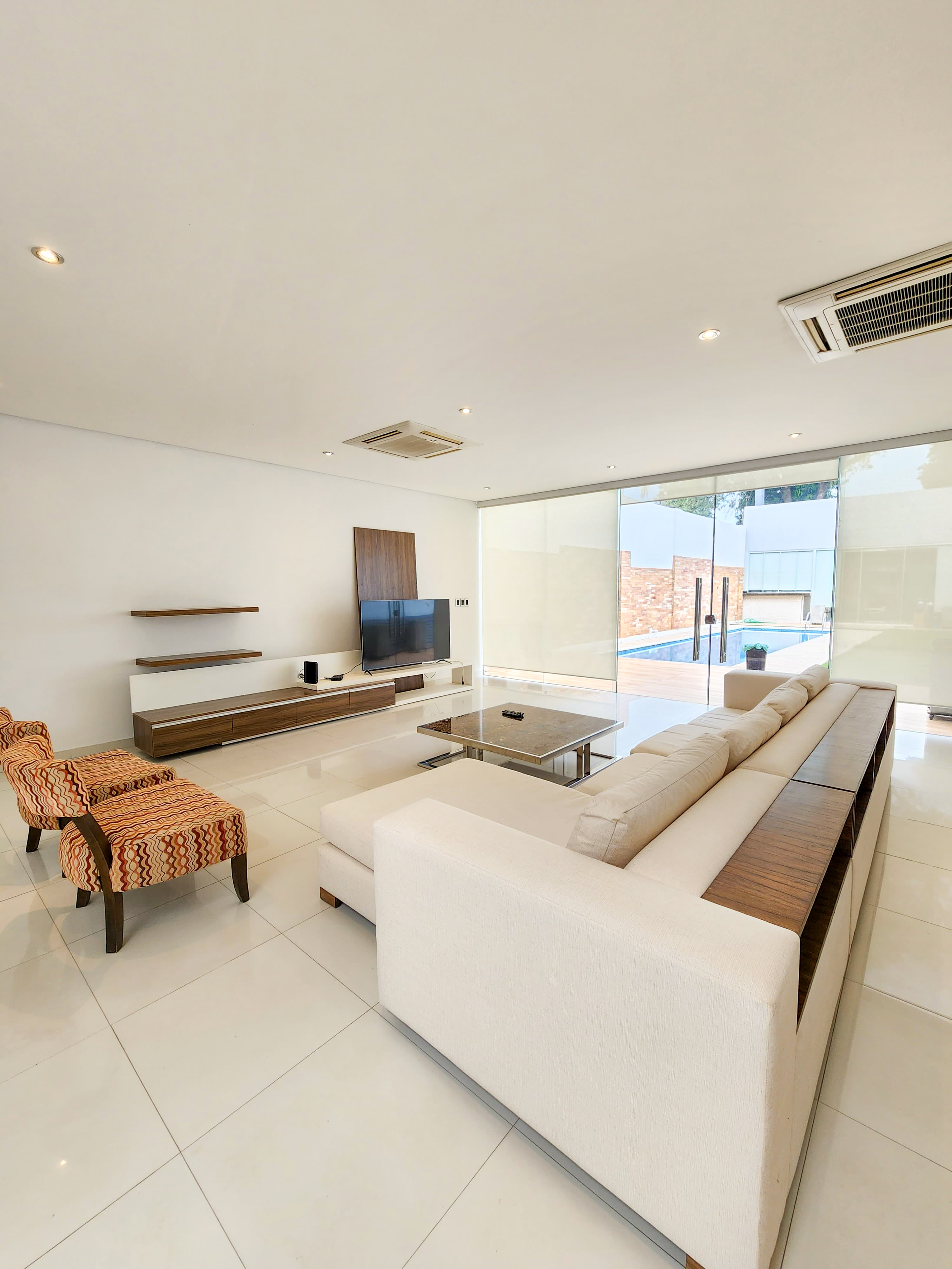 Casa en venta en Ycua Sati