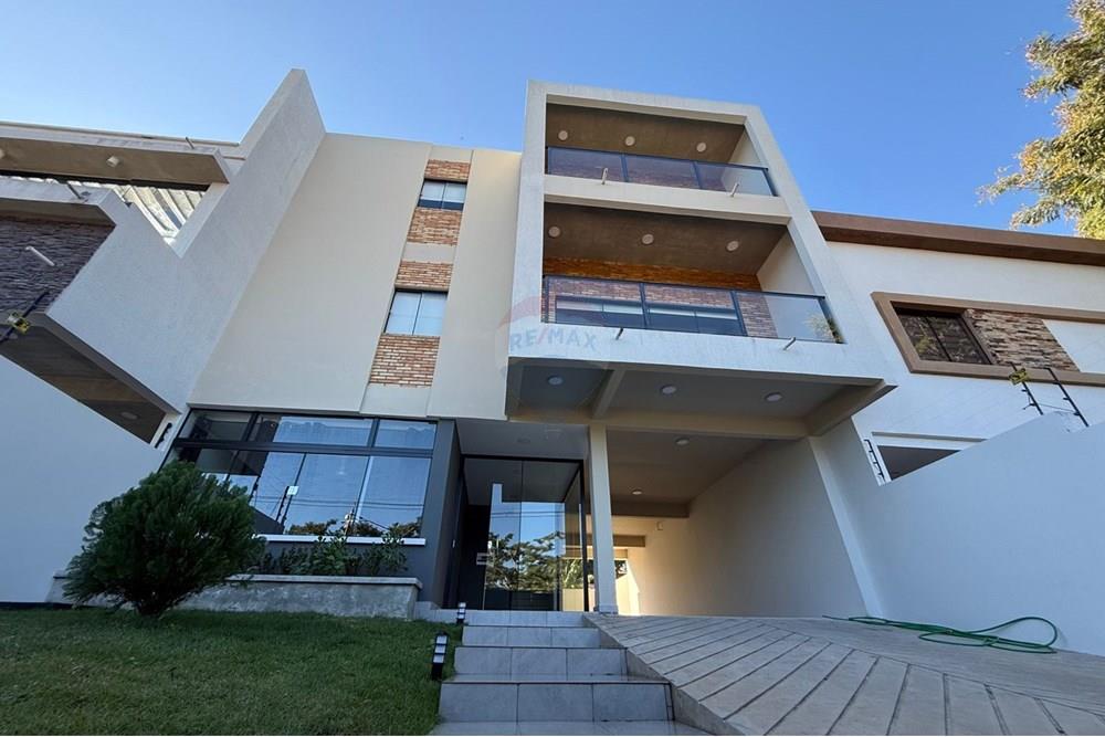 Departamento en alquiler en Yacht