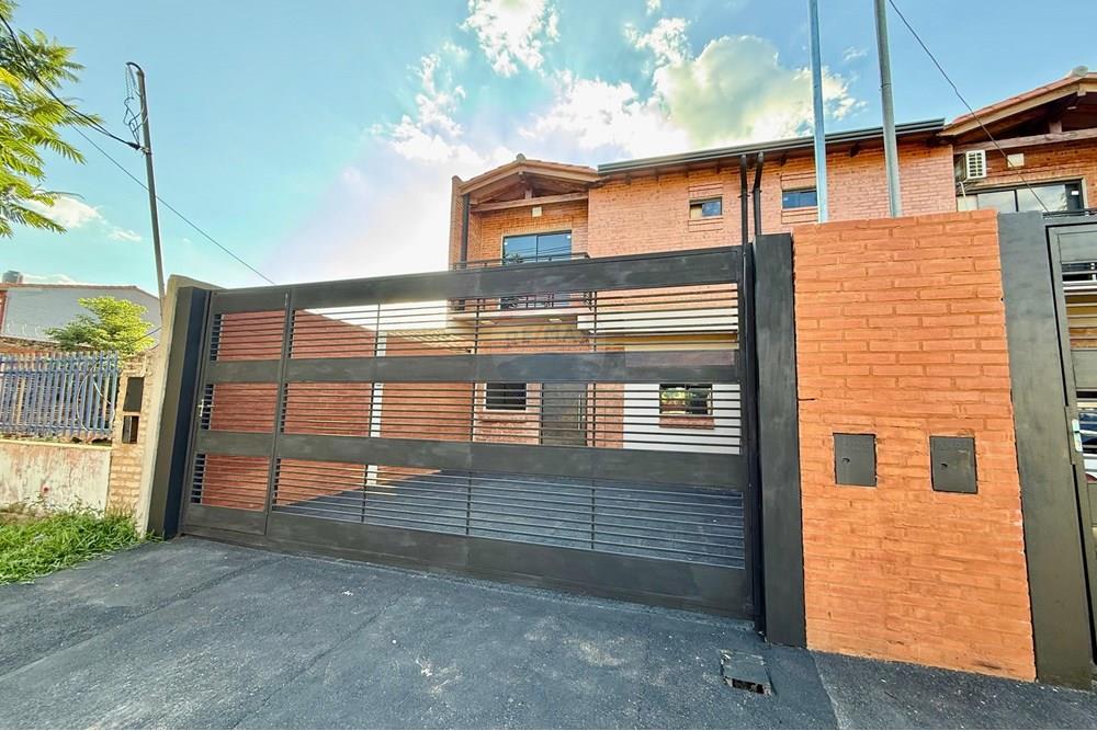 Dúplex en venta en Laurelty