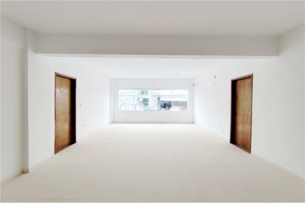 Edificio en alquiler en Las Lomas