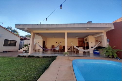 Casa en venta en Fernando De La Mora