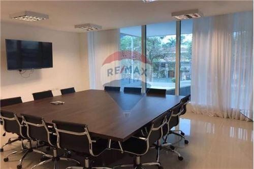 Departamento en alquiler en Ycua Sati