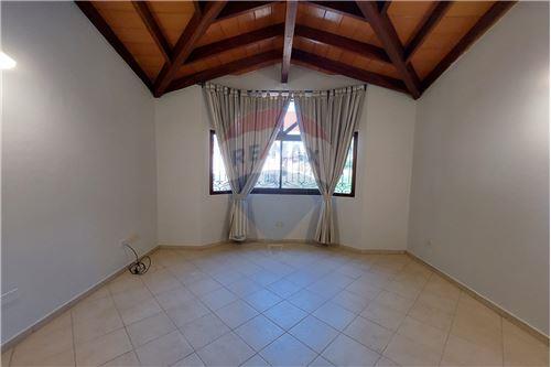 Casa en venta en Madame Lynch