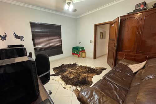 Casa en alquiler en Mcal Estigarribia