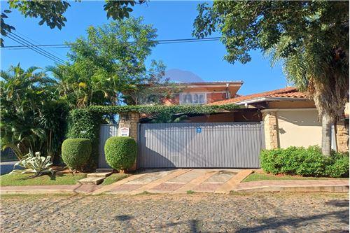 Casa en venta en Mburucuya