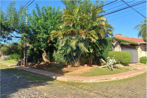 Casa en venta en Mburucuya
