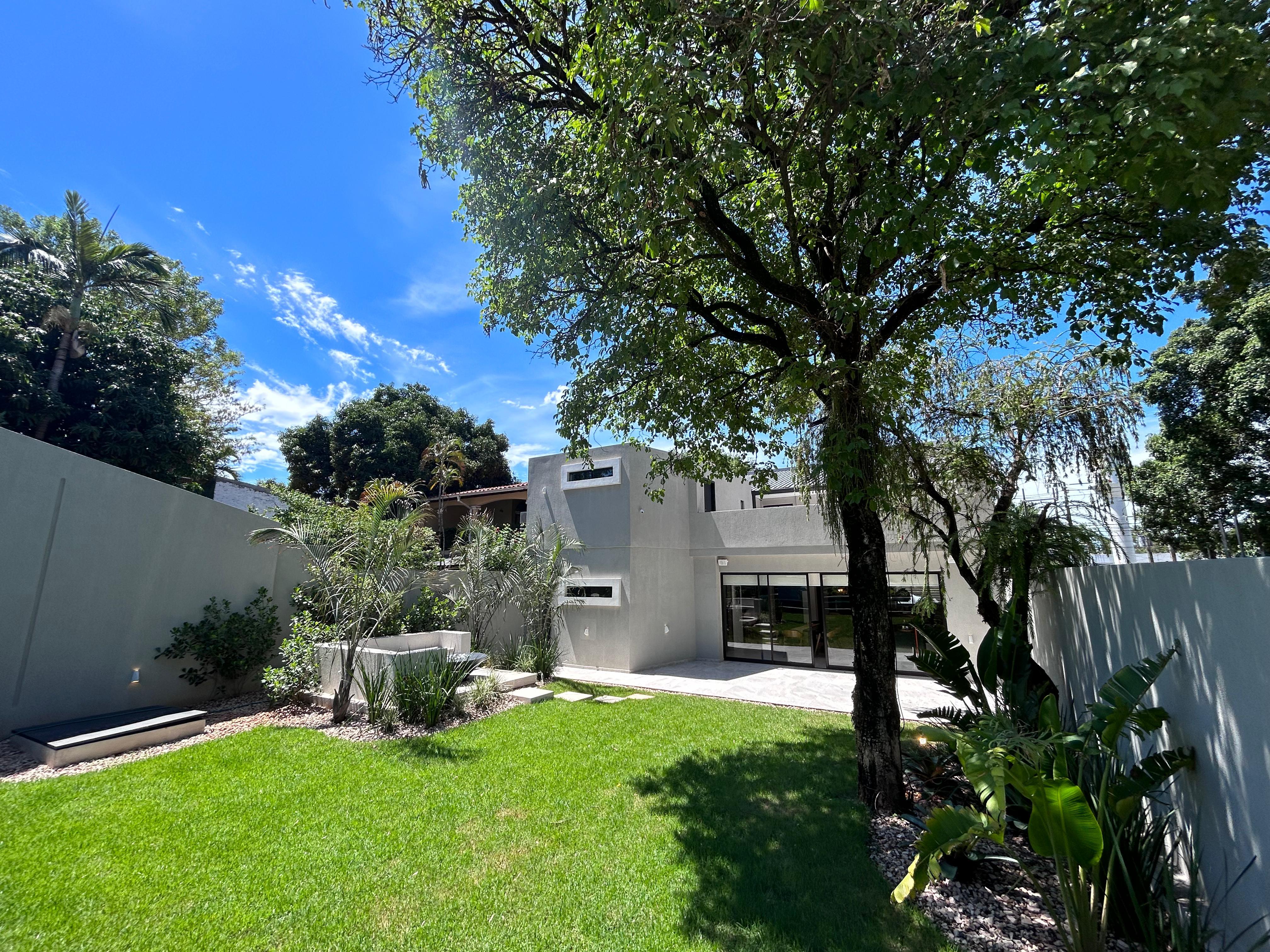 Casa en venta en Mcal Lopez