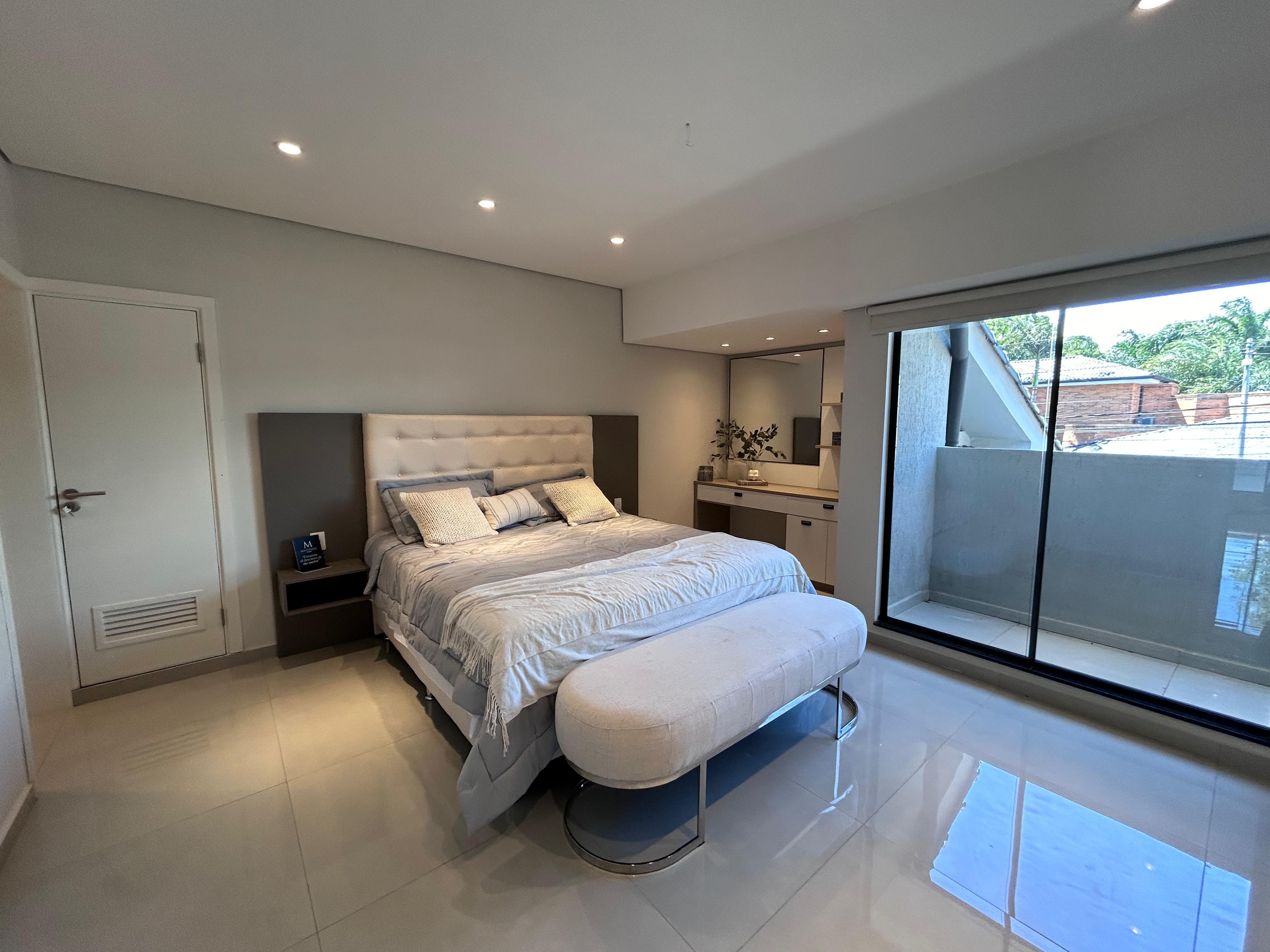 Casa en venta en Mcal Lopez