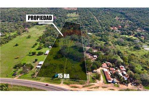 Terreno en venta en Luque