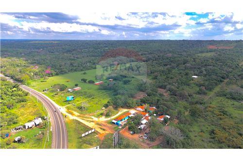 Terreno en venta en Luque