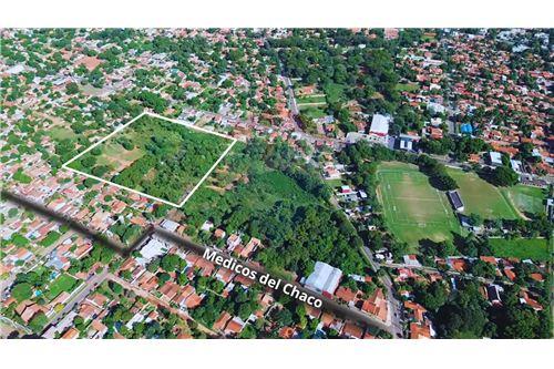 Terreno en venta en Luque