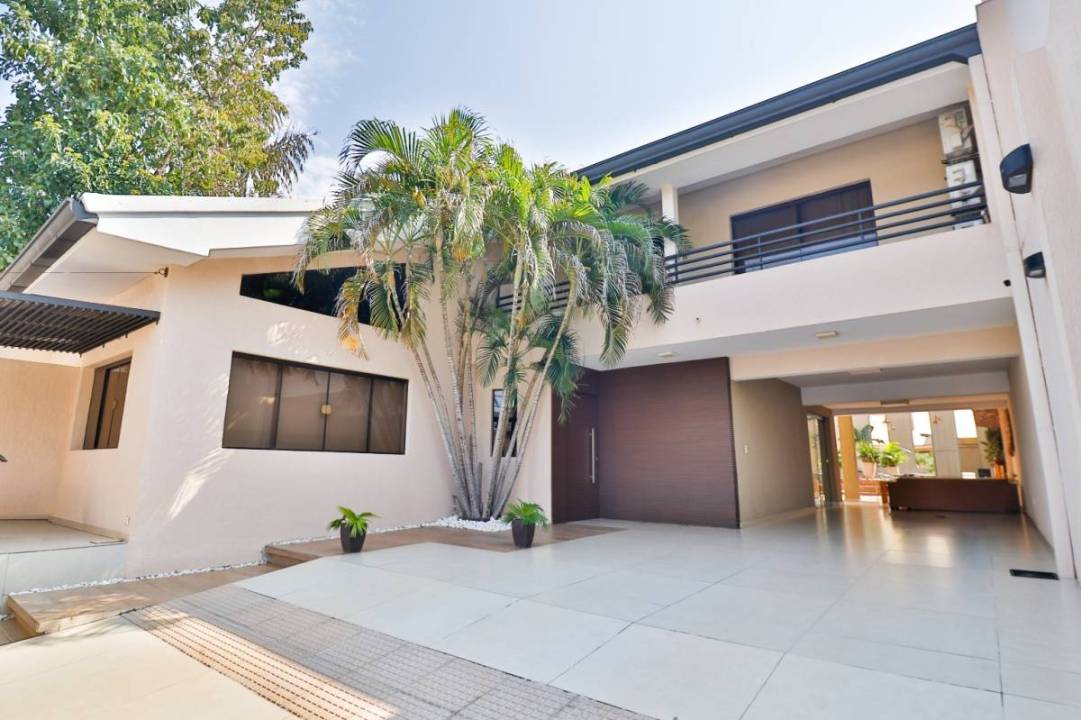 Casa en venta en Las Lomas