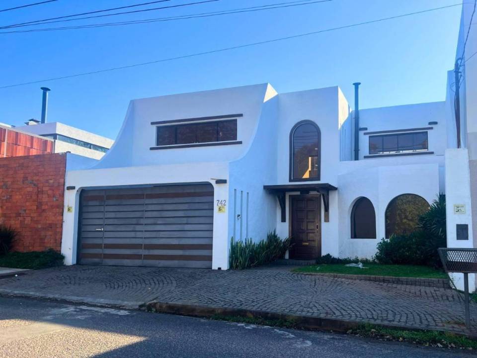 Casa en venta en Mburucuya