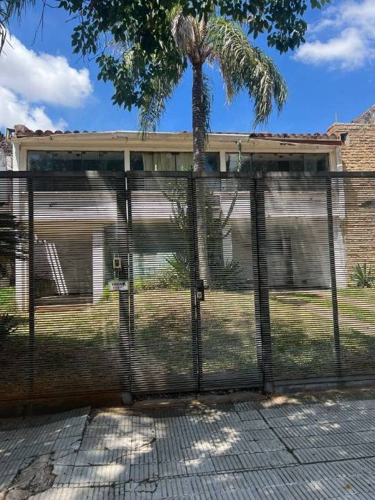 Casa en venta en Asunción