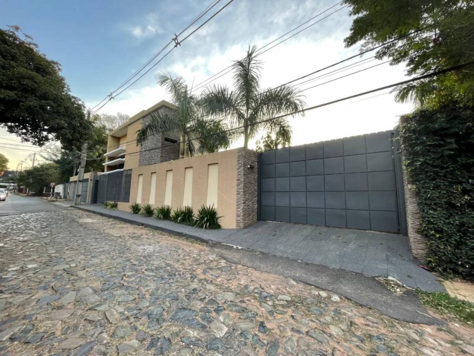 Casa en venta en Asunción
