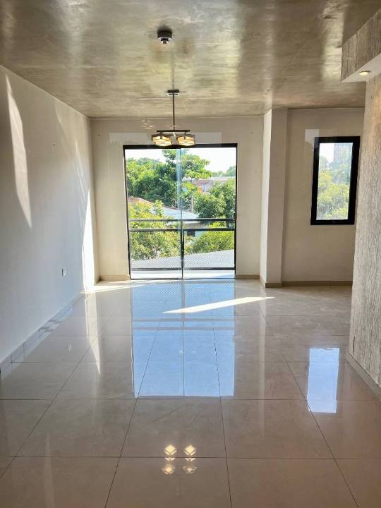 Departamento en venta en Luque